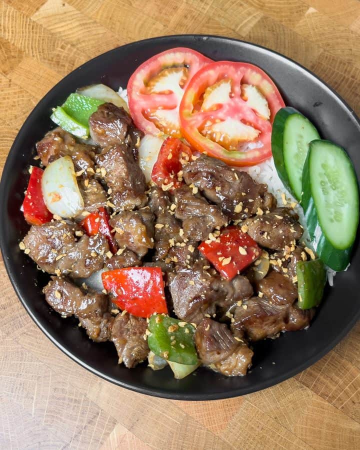 Vietnamese Shaking Beef That’s Juicy and Easy to Make