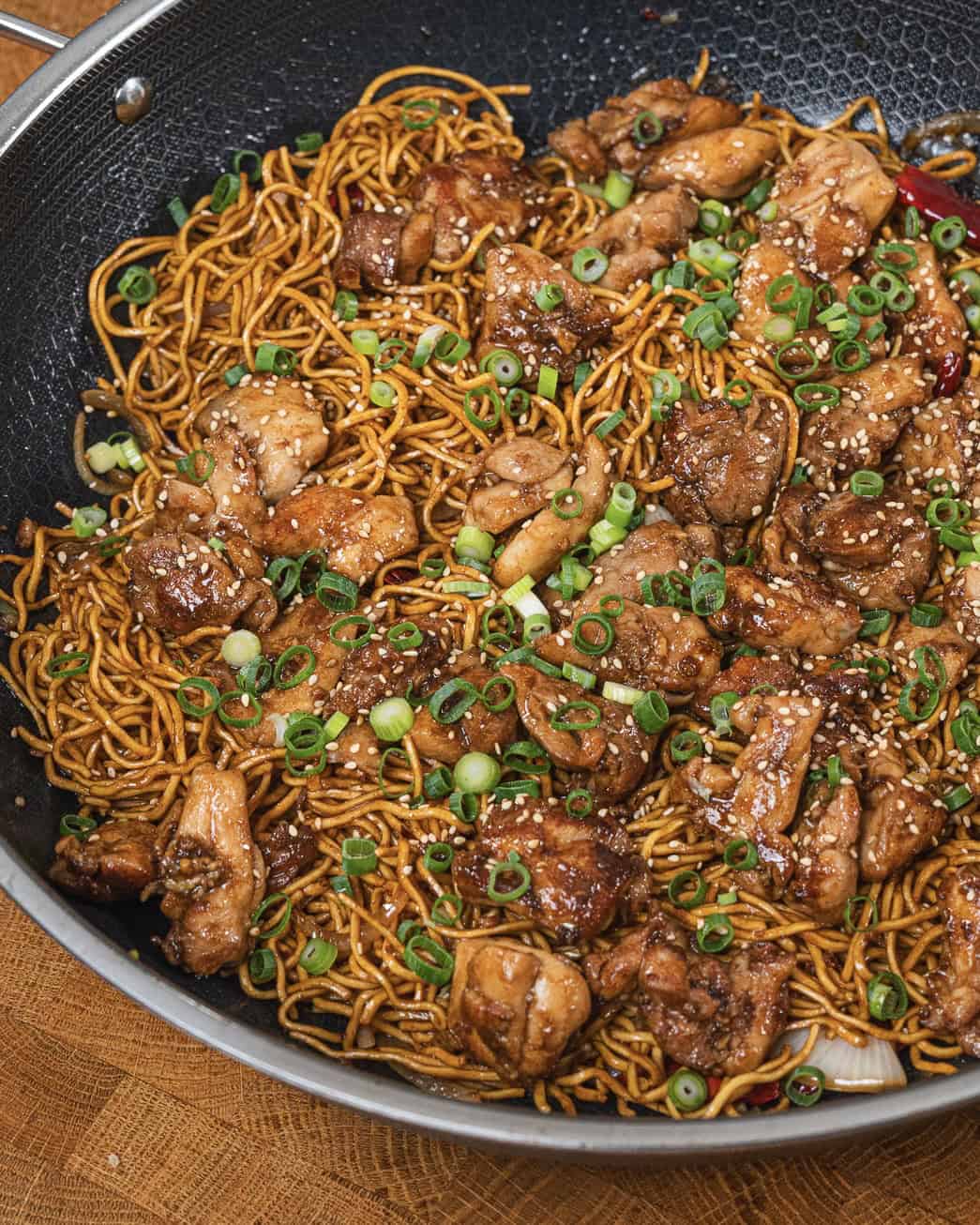 Sweet and spicy chow mein