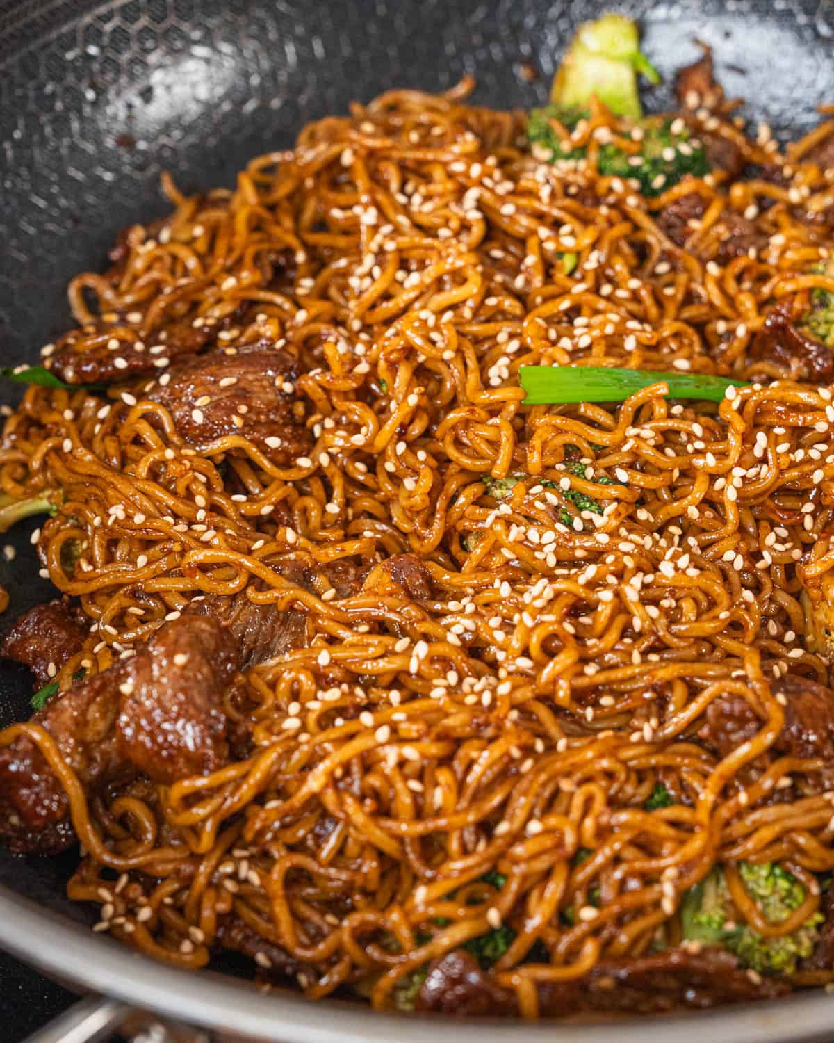 Beef chow mein - GENIUS EATS Beef chow mein